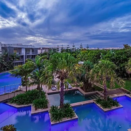 Top-Floor Beachside Apartment With Views Casuarina Exterior photo