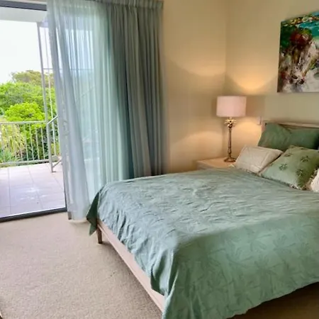 Top-Floor Beachside Apartment With Views Casuarina Exterior photo