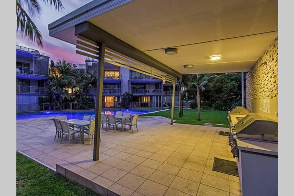 Top-floor Beachside With Views